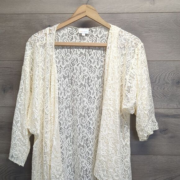 LuLaRoe Ivory Lace Short Sleeve Open Front Long Cardigan Size Large - Picture 2 of 6